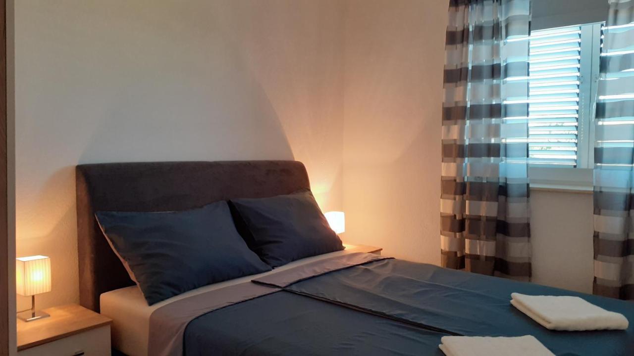 Apartman Nina Vodice Exterior foto