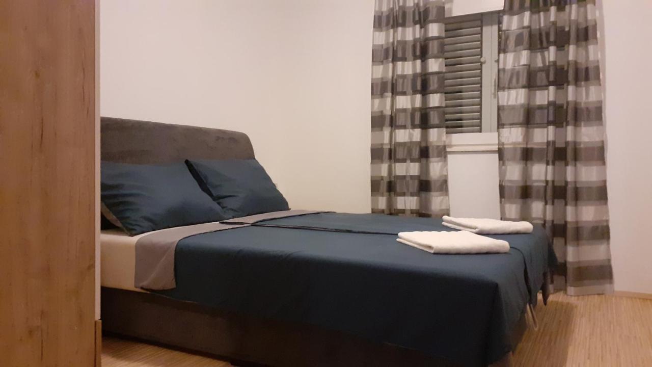 Apartman Nina Vodice Exterior foto